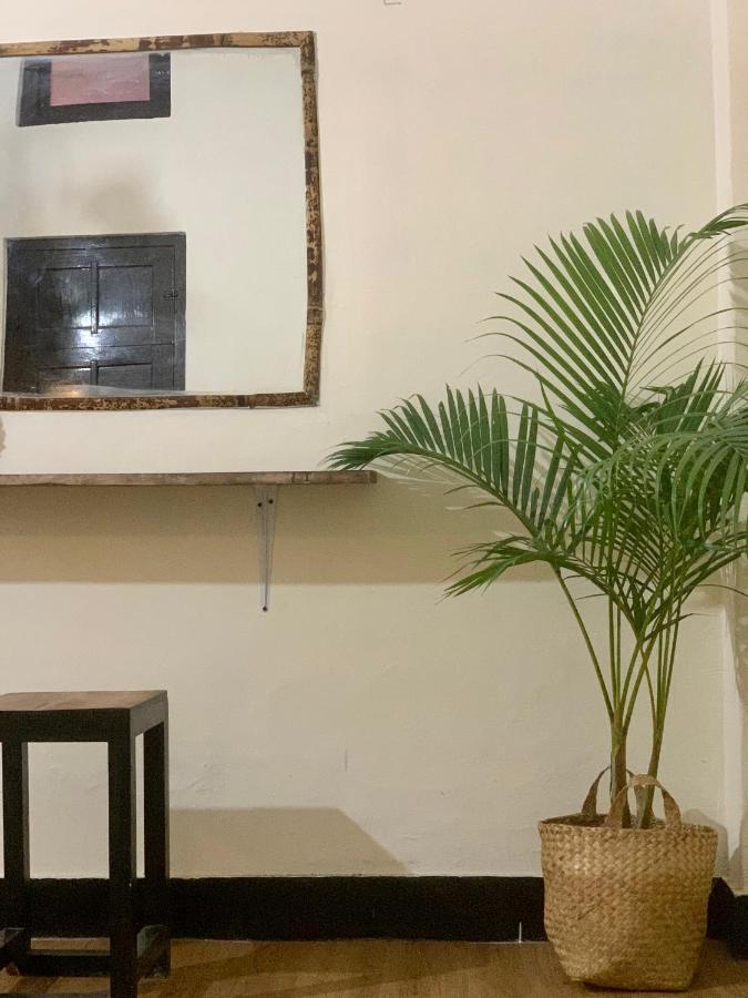 バニュワンギ Good Feelingホステル 部屋 写真